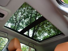 2016款 1.5T 手动耀臻版