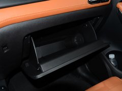 2016款 1.5T 手动耀臻版