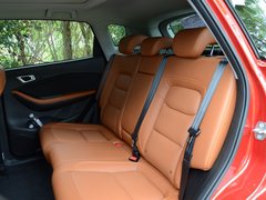 2016款 1.5T 手动耀臻版