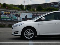 2017款 两厢 EcoBoost 125 自动超能风尚型智行版