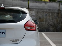 2017款 两厢 EcoBoost 125 自动超能风尚型智行版