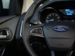 2017款 两厢 EcoBoost 125 自动超能风尚型智行版