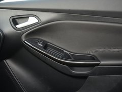 2017款 两厢 EcoBoost 125 自动超能风尚型智行版