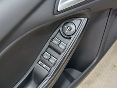 2017款 两厢 1.6L 自动风尚型智行版