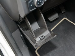 2017款 两厢 1.6L 自动风尚型智行版
