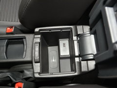 2017款 两厢 1.6L 自动风尚型智行版