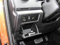 2016款 1.5L 自动豪华版