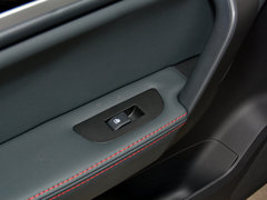 2016款 升级版 1.8T CVT进取型