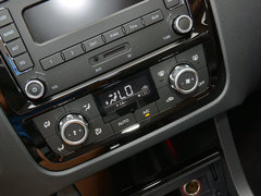 2016款 升级版 1.8L手动舒适型