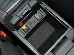 2017款 2.5L 蓝天运动版