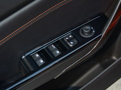 2016款 1.2L 手动豪华型