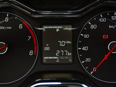 2016款 1.2L 手动豪华型