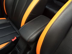 2016款 1.2L 手动豪华型