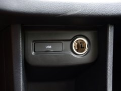 2016款 1.2L 手动豪华型