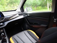 2016款 1.2L 手动豪华型