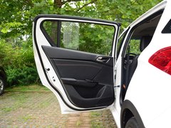 2016款 1.2L 手动豪华型