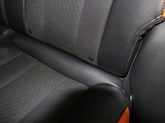 2016款 1.2L 手动豪华型