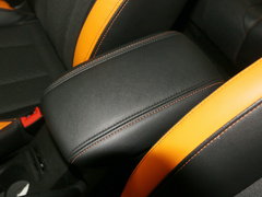 2016款 1.2L 手动豪华型