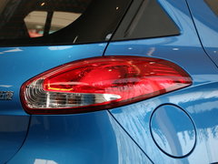 2016款 1.2L 手动豪华型