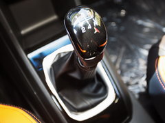 2016款 1.2L 手动时尚版