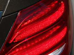 2016款 E 300 L 豪华型