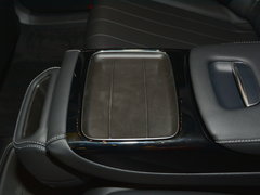 2016款 E 300 L 豪华型