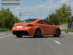 2017款 F 5.0L 碳纤维版