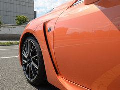 2017款 F 5.0L 碳纤维版