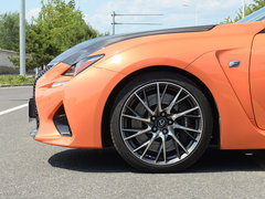 2017款 F 5.0L 碳纤维版