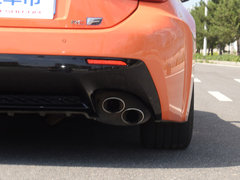 2017款 F 5.0L 碳纤维版
