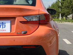 2017款 F 5.0L 碳纤维版