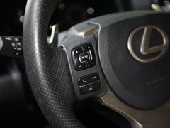 2017款 F 5.0L 碳纤维版
