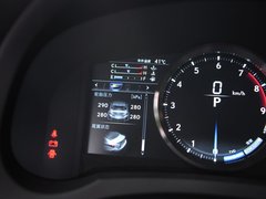 2017款 F 5.0L 碳纤维版