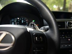 2017款 F 5.0L 碳纤维版