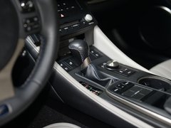 2017款 F 5.0L 碳纤维版