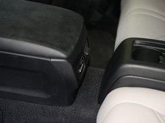 2017款 F 5.0L 碳纤维版