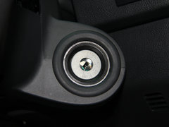 2016款 2.3T 自动四驱尊享版