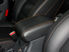 2016款 2.3T 自动四驱尊享版