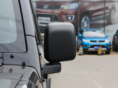 2016款 2.3T 自动四驱尊享版
