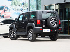 2016款 2.3T 自动四驱尊享版
