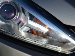 2016款 1.6L 自动豪华型