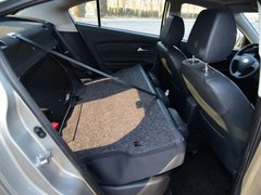 2016款 1.6L 自动豪华型