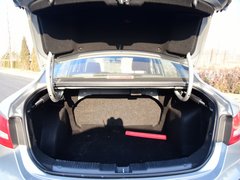 2016款 1.6L 自动豪华型