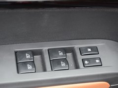 2016款 2.0L 自动旗舰版