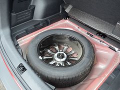 2016款 2.0L 自动旗舰版