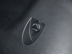 2016款 2.0L 自动旗舰版