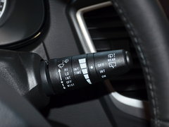2016款 2.0L 自动旗舰版