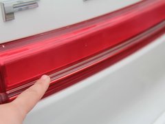 2016款 2.0L 自动旗舰版