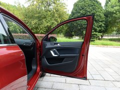 2016款 1.2T 自动豪华版
