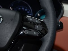 2016款 1.5L 手动尊贵型